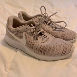 NIKE Light pink sneakers